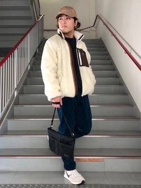「サコッシュ」｜「アイテム（ブルゾン）」を使った、さとすけさん（メンズ・163cm）の冬コーディネート