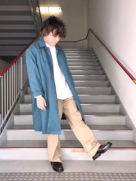 「URBAN RESEARCH」｜「アイテム（ステンカラーコート）」を使った、さとすけさん（メンズ・164cm）の春コーディネート