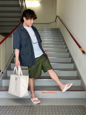 「FRUIT OF THE LOOM（フルーツオブザルーム）のアイテム（バッグ）」を使った、さとすけさん（メンズ・164cm）の春コーディネート