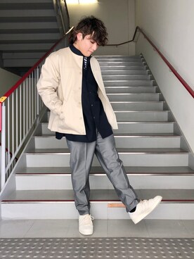 「FORK&SPOON」｜「アイテム（スラックス）」を使った、さとすけさん（メンズ・164cm）の春コーディネート