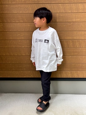 「BREEZE（ブリーズ）のアイテム（パンツ）」を使った、sakuto/itoさん（キッズ・120cm）の春コーディネート