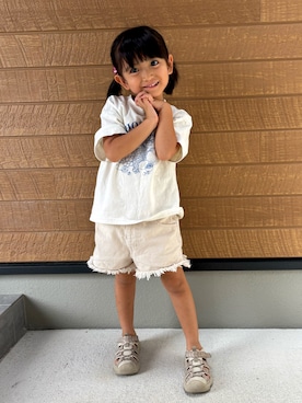 「アイテム（デニムパンツ）」を使った、tototo.さん（キッズ・100cm）の秋コーディネート