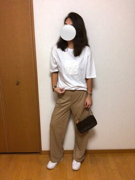 「NIKE（ナイキ）のナイキ エア フォース 1 LOW 07 メンズシューズ / NIKE AIR FORCE 1 '07 (AF1)（スニーカー、ホワイト系）」を使った、HIROさん（レディース・161cm）の夏コーディネート