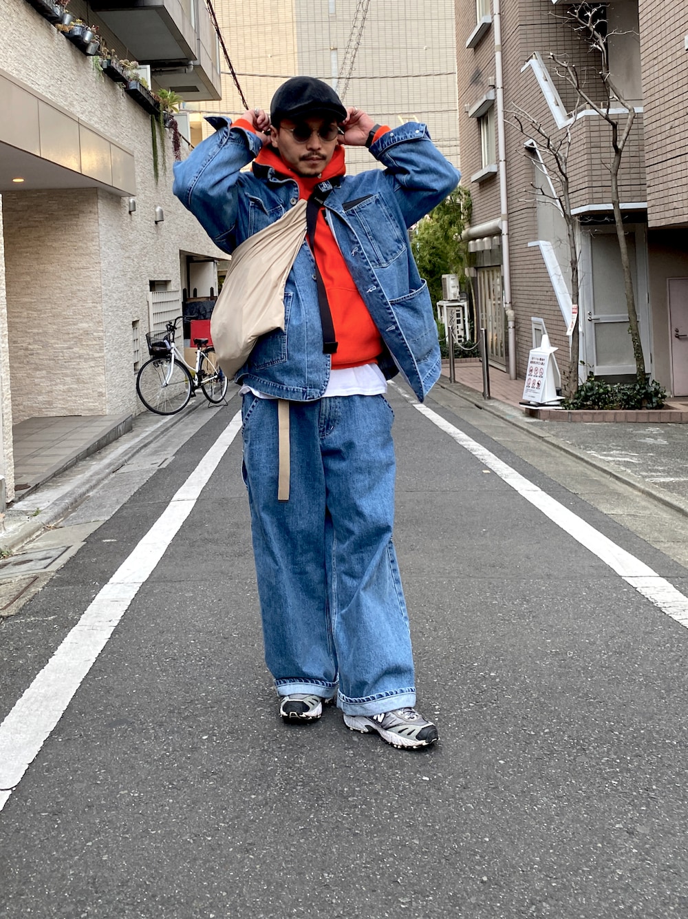 LQQK Studio Blue Sun パーカー 折り返さ ルック 