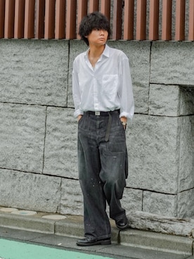 「COMOLI（コモリ）のアイテム」を使った、平莉川己夢(コム)さん（メンズ・172cm）の夏コーディネート