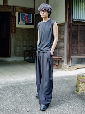 「LIDNM（リドム）のMERINO WOOL SLEEVELESS TEE（タンクトップ）」を使った、平莉川己夢(コム)さん（メンズ・172cm）の夏コーディネート