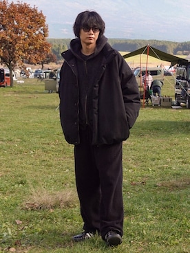 「COMOLI（コモリ）のアイテム（パンツ）」を使った、平莉川己夢(コム)さん（メンズ・172cm）の秋コーディネート