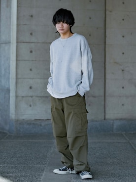 「アイテム（タンクトップ、ホワイト系）」を使った、平莉川己夢(コム)さん（メンズ・172cm）の春コーディネート