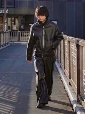 「HARROGATE（ハロゲイト）のアイテム」を使った、平莉川己夢(コム)さん（メンズ・172cm）の冬コーディネート