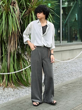 「JUTTA NEUMANN（ユッタ ヌーマン）のアイテム」を使った、平莉川己夢(コム)さん（メンズ・172cm）の春コーディネート