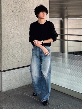 「アイテム（デニムパンツ、ブルー系）」を使った、平莉川己夢(コム)さん（メンズ・174cm）の春コーディネート