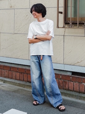 「アイテム（キーケース/キーアクセサリー、ベージュ系）」を使った、平莉川己夢(コム)さん（メンズ・172cm）の秋コーディネート