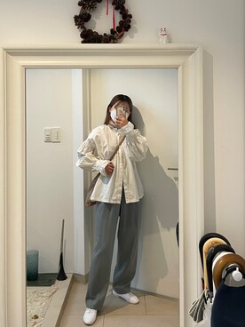 「CROWN（クラウン）のアイテム」を使った、はんみさん（レディース・157cm）の秋コーディネート