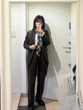 「アイテム（フォーマルスーツ/小物）」を使った、はんみさん（レディース・157cm）の秋コーディネート