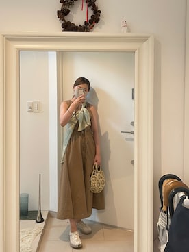 「GIVENCHY（ジバンシイ）のアイテム（アクセサリー）」を使った、みたんさん（レディース・157cm）の秋コーディネート