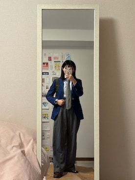 「アイテム（ネクタイ）」を使った、はんみさん（レディース・157cm）の冬コーディネート