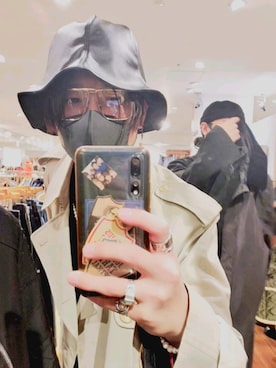 Aquascutum(アクアスキュータム)のトレンチコート(ベージュ系)を ...