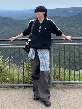 「adidas（アディダス）のアイテム（ジャケット/アウター）」を使った、takumaさん（メンズ・180cm）の春コーディネート