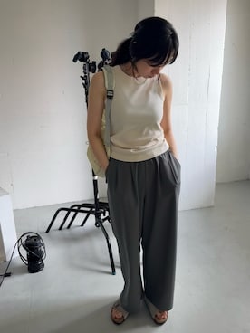 「URBAN RESEARCH DOORS（アーバンリサーチドアーズ）のNatural Cotton TankTop（Tank tops、ベージュ系）」を使った、harunaさん（レディース・164cm）の春コーディネート