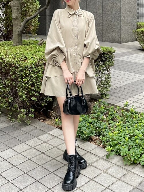 セール】【低身長用サイズ有】ピーチ起毛リボン付きアシメフリルシャツ