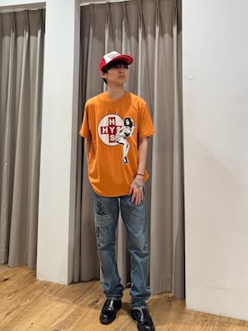 「アイテム（Tシャツ/カットソー、オレンジ系）」を使った、yyoshi0527さん（メンズ・167cm）の夏コーディネート