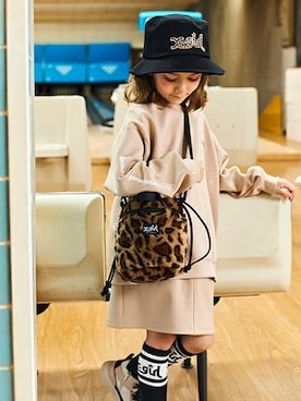 「アイテム（ニット/セーター）」を使った、X-girl STAGES・XLARGE KIDSさん（キッズ・115cm）の秋コーディネート