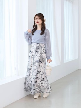 「アイテム（バレッタ/ヘアクリップ）」を使った、マジェスティックレゴン池袋サンシャインシティ店スタッフさん（レディース・155cm）の秋コーディネート