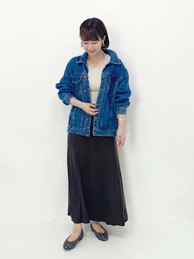 「アイテム（バレエシューズ、ブルー系）」を使った、ayaさん（レディース・154cm）の秋コーディネート