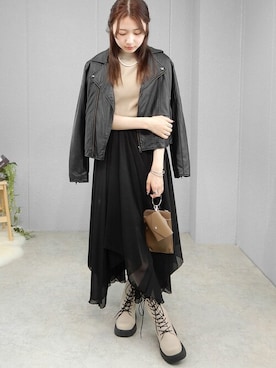 「minia（ミニア）のアイテム（アクセサリー）」を使った、miniaさん（レディース・160cm）の秋コーディネート