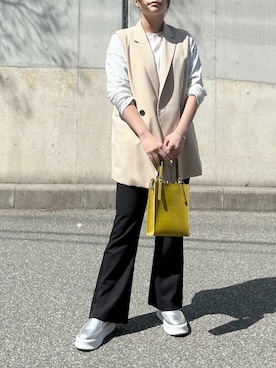 「ジレ」｜「アイテム（スリッポン）」を使った、miniaさん（レディース・158cm）の春コーディネート