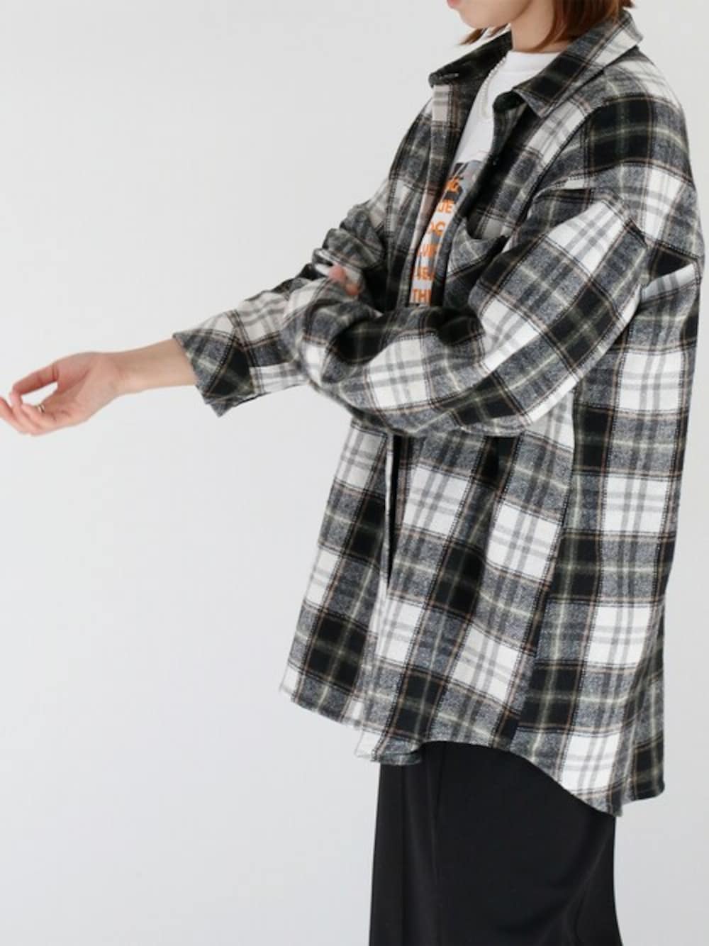 「冬コーデ、クリスマスに着たい服」｜「cepoのオーバーサイズチェックシャツ（シャツ/ブラウス、ブラック系）」を使った、cepo公式さん（レディース・158cm）の冬コーディネートの1枚目の写真
