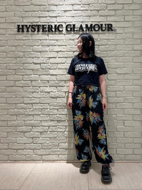HYSTERIC GROUPIES ショート丈Tシャツ（Tシャツ/カットソー