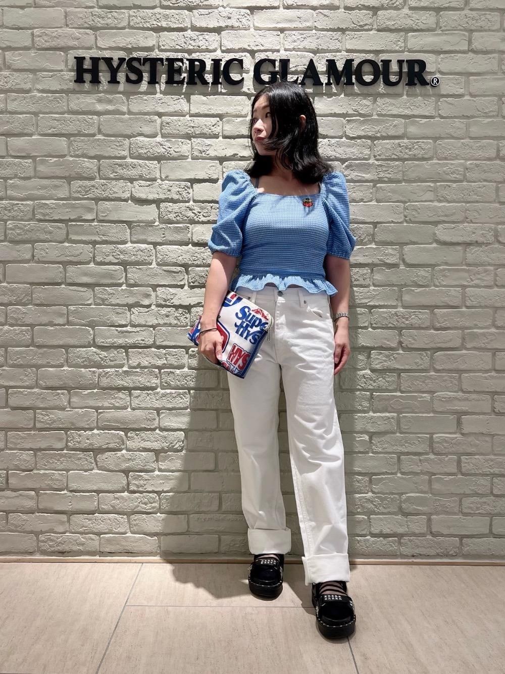 ヒステリックグラマー HYSTERIC GLAMOUR 24SS POP BERRY刺繍 プルオーバー カットソー F ブルー 白 ホワイト HYSTERIC GLAMOUR（ヒステリックグラマー）の「POP BERRY刺繍