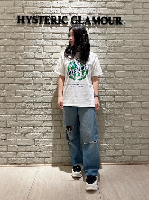 【ヒステリックグラマー】GIRLS TAKE OVER Tシャツ ユニセックス GIRLS TAKE OVER Tシャツ|HYSTERIC GLAMOUR MEN | HYSTERIC