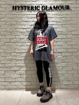 「HYSTERIC GLAMOUR（ヒステリックグラマー）のTHE NEW HYS LINE 八分丈レギンス（その他パンツ）」を使った、SUZUKIさん（レディース・150cm）の夏コーディネート
