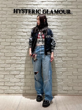 ブルーデニム ストレートパンツ フェード加工 HYSTERIC GLAMOUR（ヒステリックグラマー）の「RESIZE加工