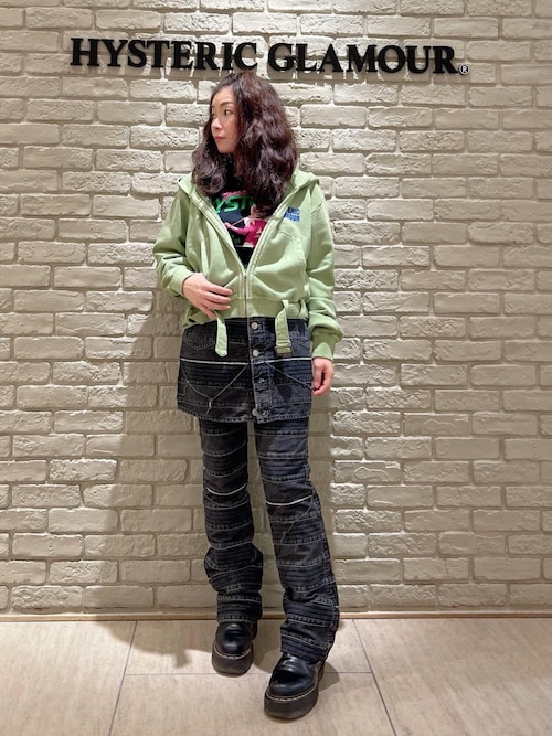 BABYSITTING CLUB ショート丈パーカー（パーカー）｜HYSTERIC GLAMOUR