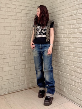 「HYSTERIC GLAMOUR（ヒステリックグラマー）のHRA加工 WW2ストレートデニムパンツ（デニムパンツ、ブルー系）」を使った、SUZUKIさん（レディース・150cm）の春コーディネート