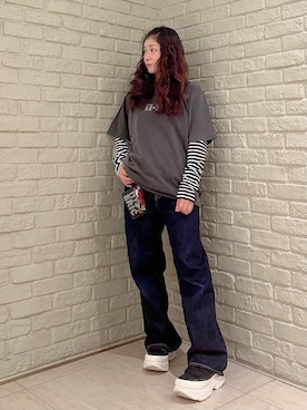 「HYSTERIC GLAMOUR（ヒステリックグラマー）の1タックワイドデニムパンツ（デニムパンツ、ブルー系）」を使った、SUZUKIさん（レディース・150cm）の秋コーディネート