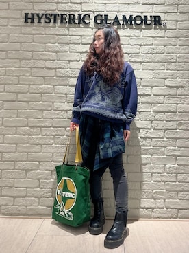 「HYSTERIC GLAMOUR（ヒステリックグラマー）のスキニーデニムパンツ（デニムパンツ、ブラック系）」を使った、SUZUKIさん（レディース・150cm）の秋コーディネート