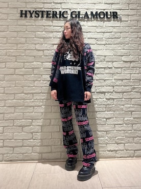 「HYSTERIC GLAMOUR（ヒステリックグラマー）のSKULL STRIPE柄ジャカード パーカー（パーカー、ブラック系）」を使った、SUZUKIさん（レディース・150cm）の秋コーディネート
