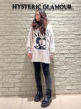 「HYSTERIC GLAMOUR（ヒステリックグラマー）のスキニーデニムパンツ（デニムパンツ、ブラック系）」を使った、SUZUKIさん（レディース・150cm）の秋コーディネート