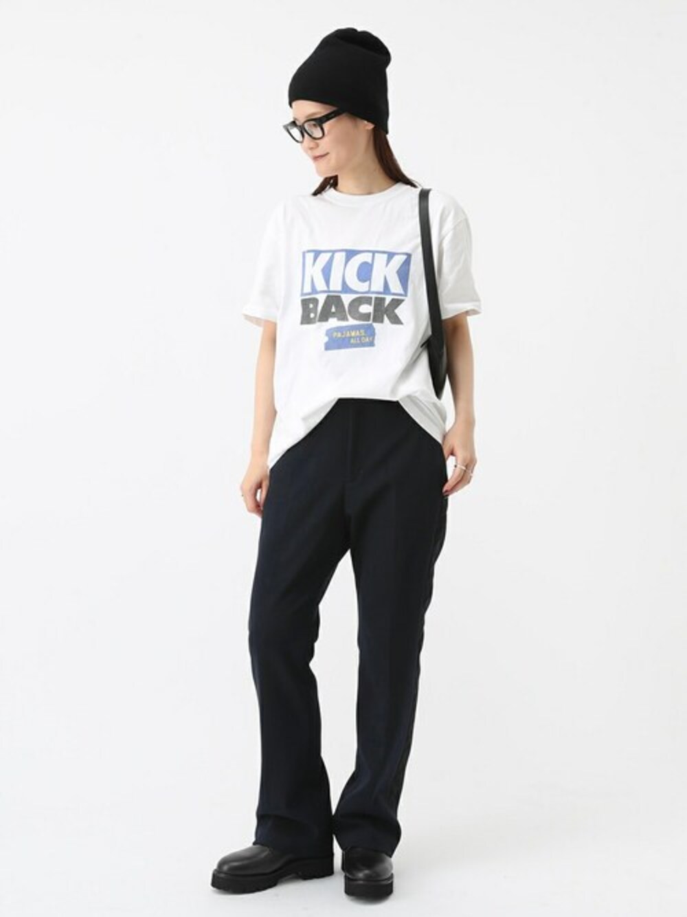 「ロゴT、Tシャツ、別注、大人カジュアル、大人コーデ、夏コーデ、GOOD ROCK SPEED、APSTUDIO、エーピーストゥディオ」｜「GOOD ROCK SPEEDの【GOOD ROCK SPEED / グッドロックスピード】追加 別注KICK BACK T-SH（Tシャツ/カットソー、ホワイト系）」を使った、NORIKOさん（レディース・168cm）の夏コーディネートの1枚目の写真
