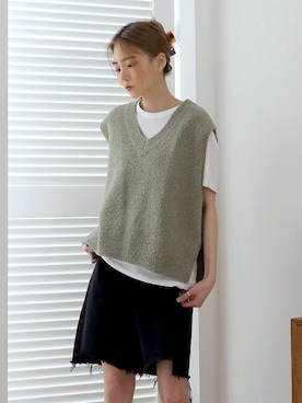 「UNE MANSION（ユヌマンション）のアイテム（ベスト）」を使った、UNE MANSIONさん（レディース・159cm）の春コーディネート