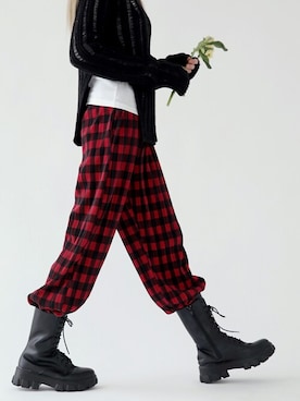 「プリーツパンツ」｜UNE MANSIONさん（レディース・159cm）の春コーディネート