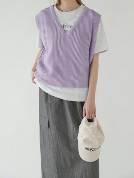 「アイテム（ベスト、パープル系）」を使った、UNE MANSIONさん（レディース・159cm）の春コーディネート