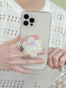 「UNE MANSION（ユヌマンション）のアイテム（スマホグッズ）」を使った、UNE MANSIONさん（レディース・159cm）の春コーディネート