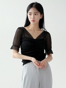 「シャーリング」｜UNE MANSIONさん（レディース・162cm）の春コーディネート