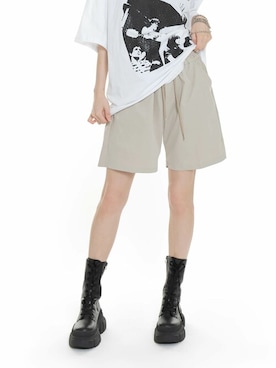 「FOLLOWIN（フォロウィン）のアイテム」を使った、UNE MANSIONさん（レディース・170cm）の夏コーディネート