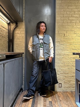 「HYSTERIC GLAMOUR（ヒステリックグラマー）のアイテム（バッグ）」を使った、吉川修平さん（メンズ・175cm）の秋コーディネート